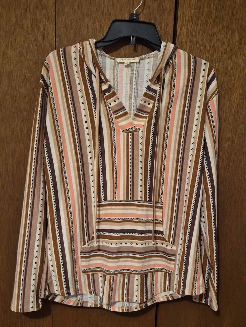 Pie In The Sky Aztec Striped Hooded Pullover in Cream, Tan & Peach SZ S